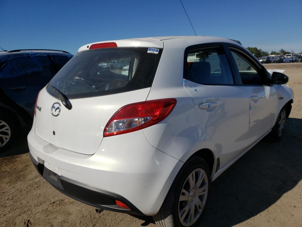 Photo 4 from auction – 2014 MAZDA MAZDA2 SPO with VIN JM1DE1KY9E0181084