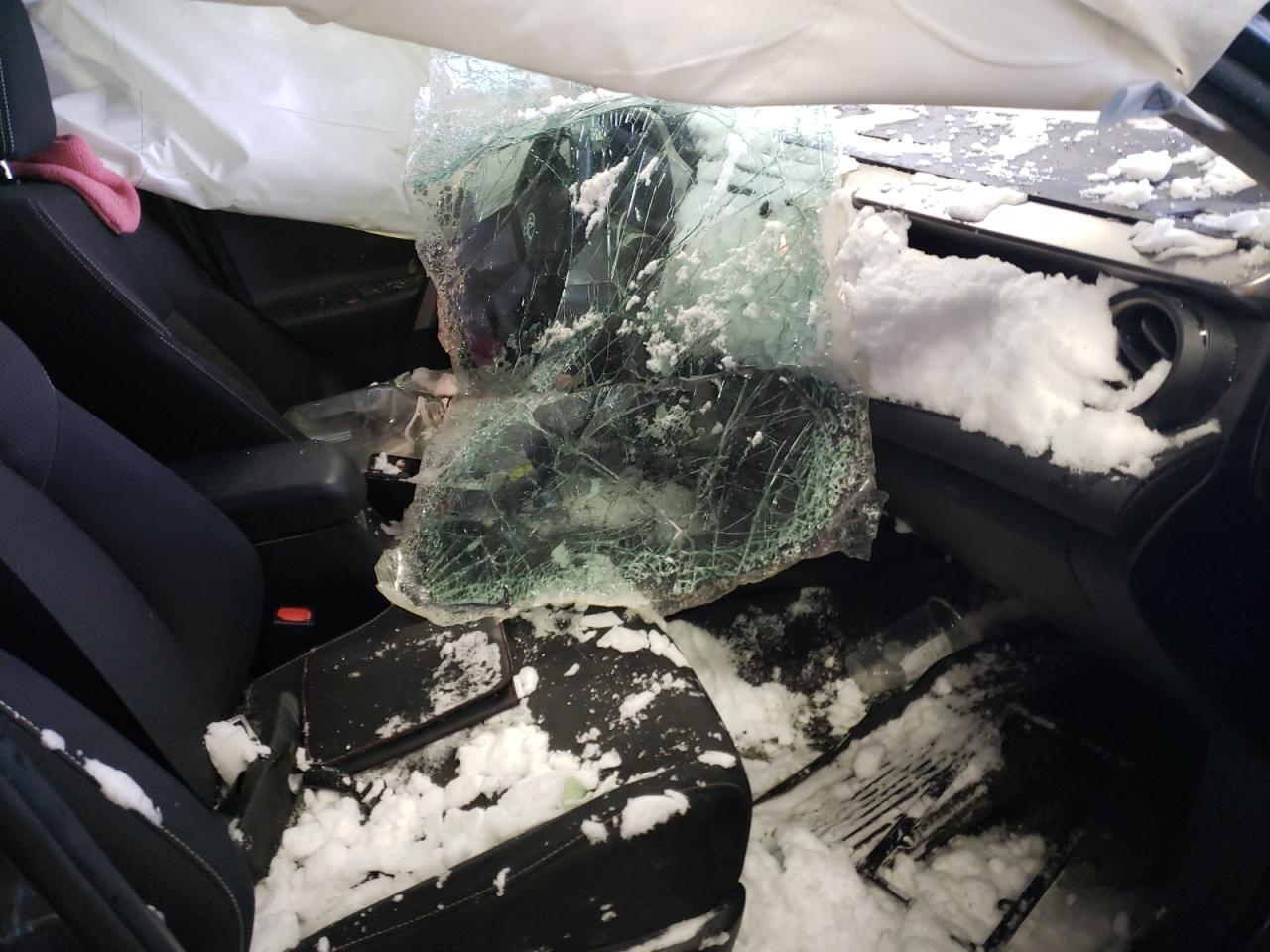 Photo 5 from auction – 2018 TOYOTA RAV4 ADVEN with VIN JTMRFREV4JJ239349