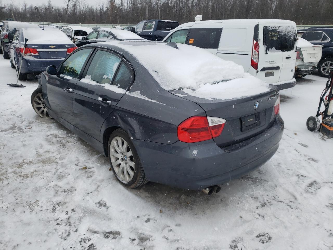 Photo 3 from auction – 2007 BMW 328 XI with VIN WBAVC935X7KZ71835