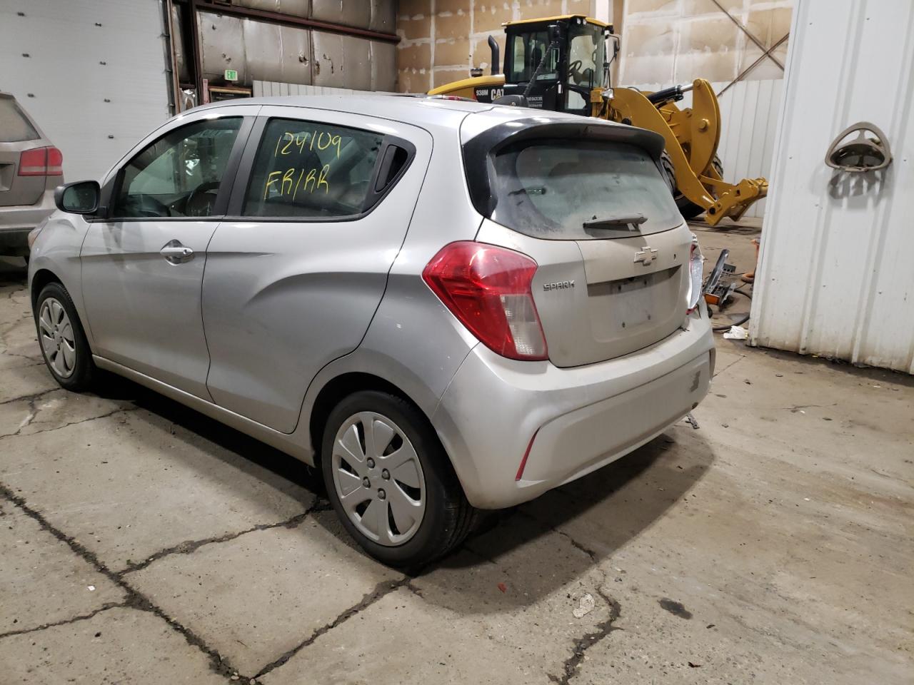 Photo 3 from auction – 2016 CHEVROLET SPARK LS with VIN KL8CB6SA0GC617593