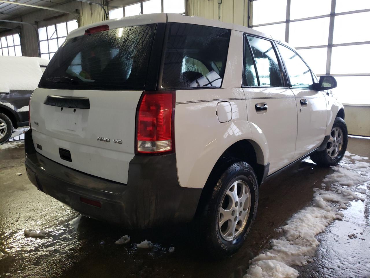 Photo 4 from auction – 2003 SATURN VUE with VIN 5GZCZ63B23S892780