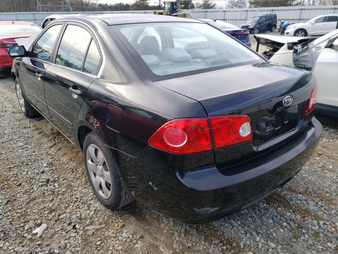 Photo 3 from auction – 2008 KIA OPTIMA LX with VIN KNAGE123685251811