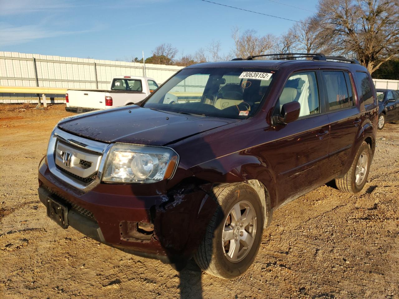 Photo 2 from auction – 2011 HONDA PILOT EX with VIN 5FNYF4H49BB051548