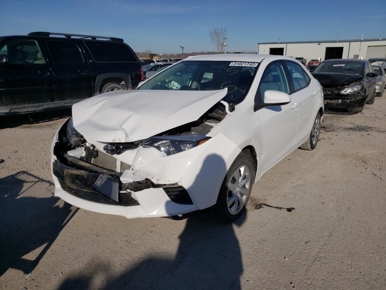 Photo 2 from auction – 2016 TOYOTA COROLLA L with VIN 5YFBURHE7GP452058
