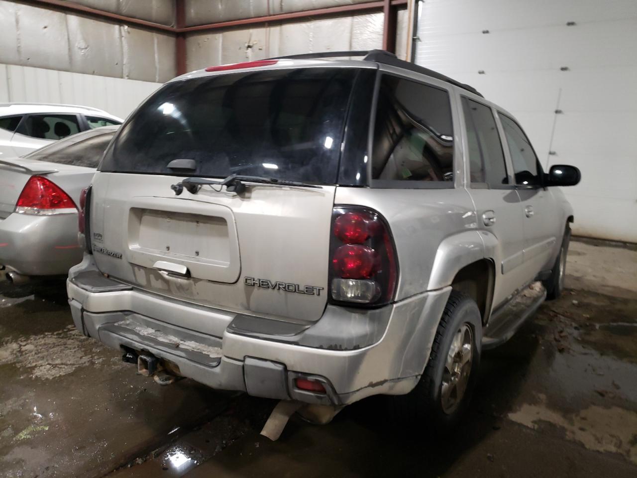 Photo 4 from auction – 2004 CHEVROLET TRAILBLAZE with VIN 1GNDT13S042130311