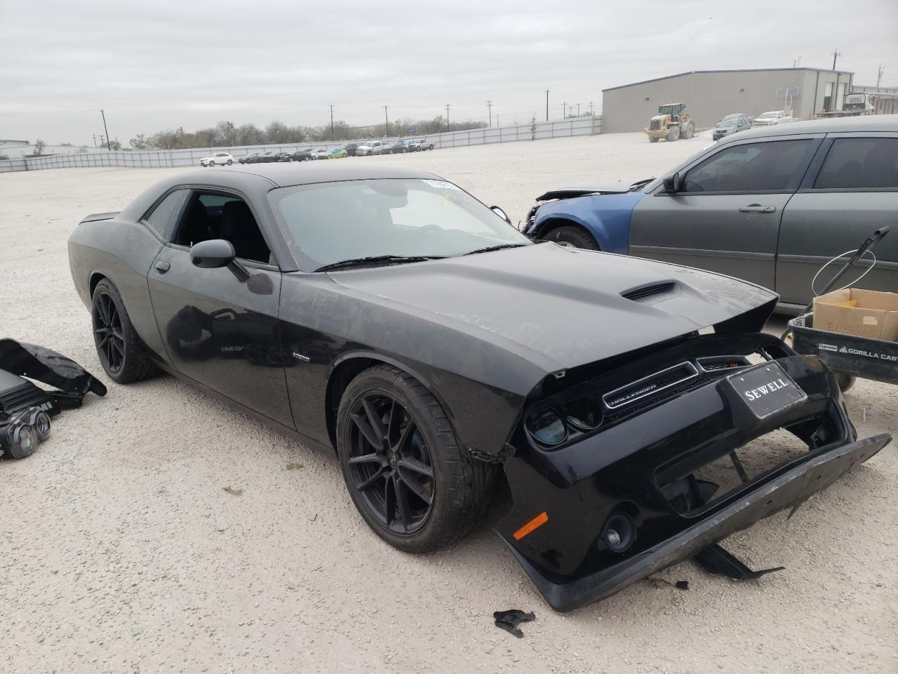 DODGE CHALLENGER 2019 with VIN 2C3CDZBT9KH629188 - Photo from auction