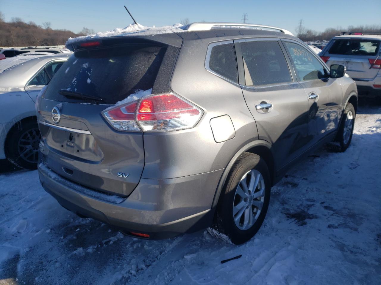 Photo 4 from auction – 2015 NISSAN ROGUE S with VIN KNMAT2MT2FP530627