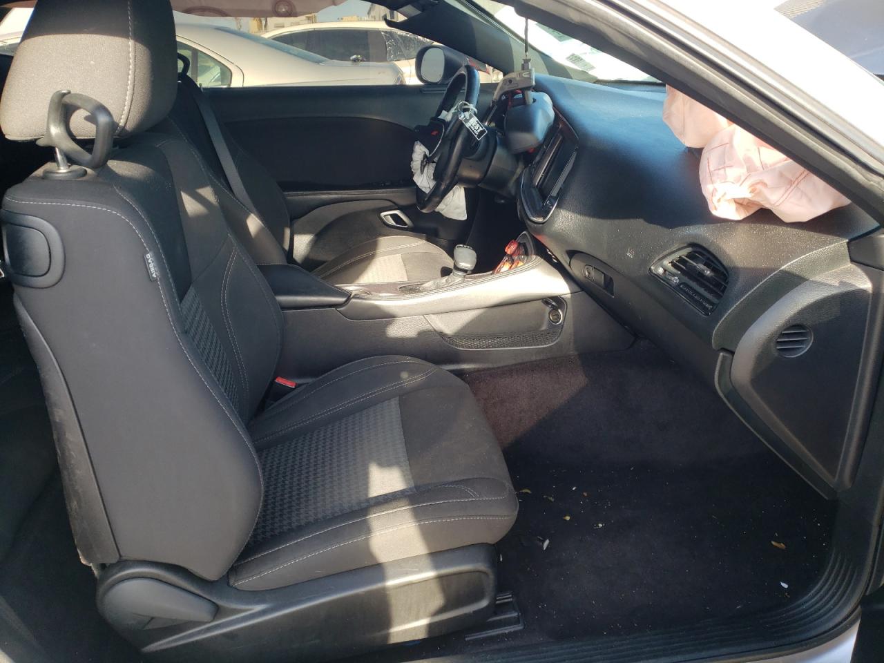 Photo 5 from auction – 2016 DODGE CHALLENGER with VIN 2C3CDZAG0GH254741