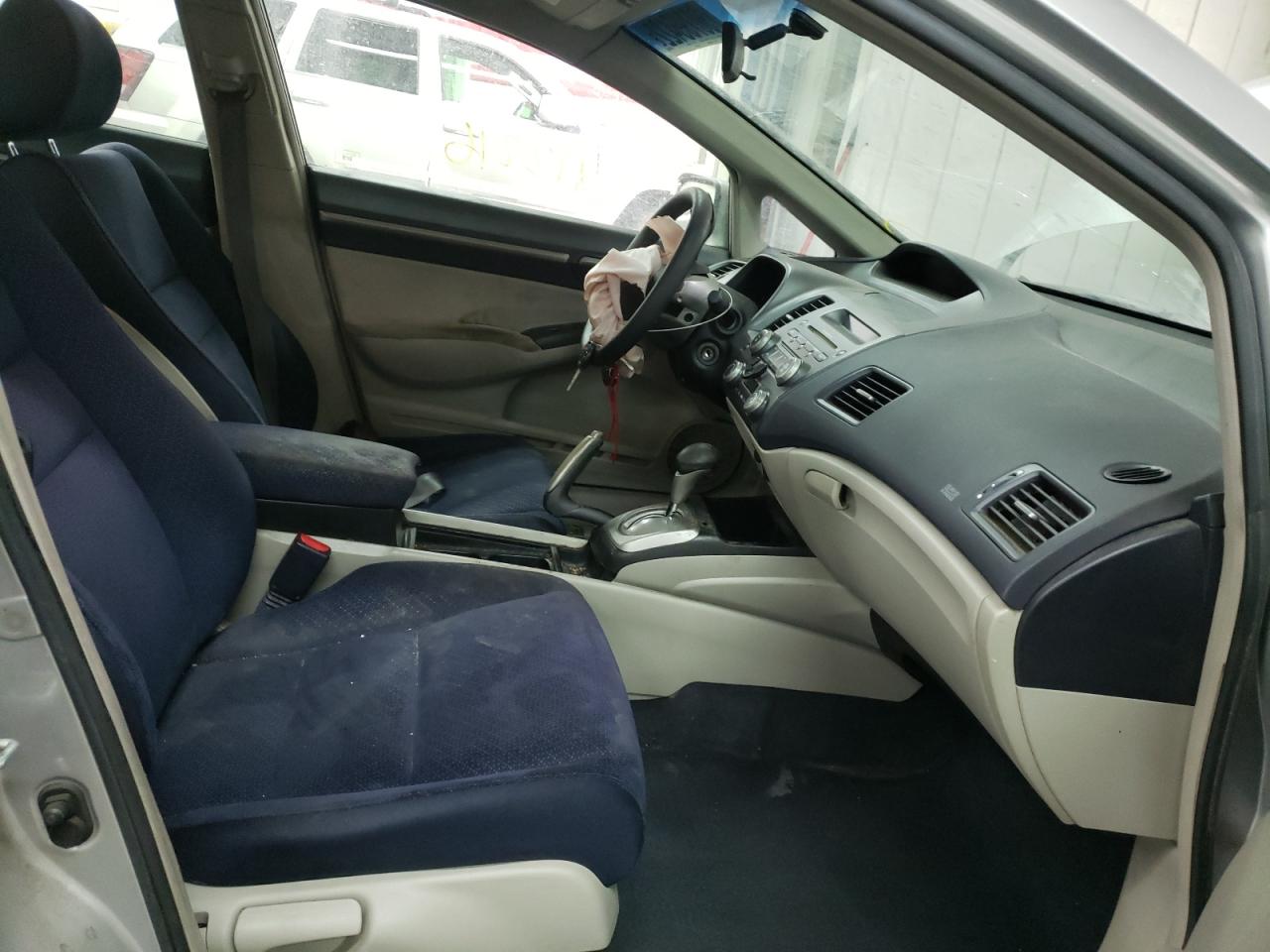 Photo 5 from auction – 2007 HONDA CIVIC HYBR with VIN JHMFA36237S026946