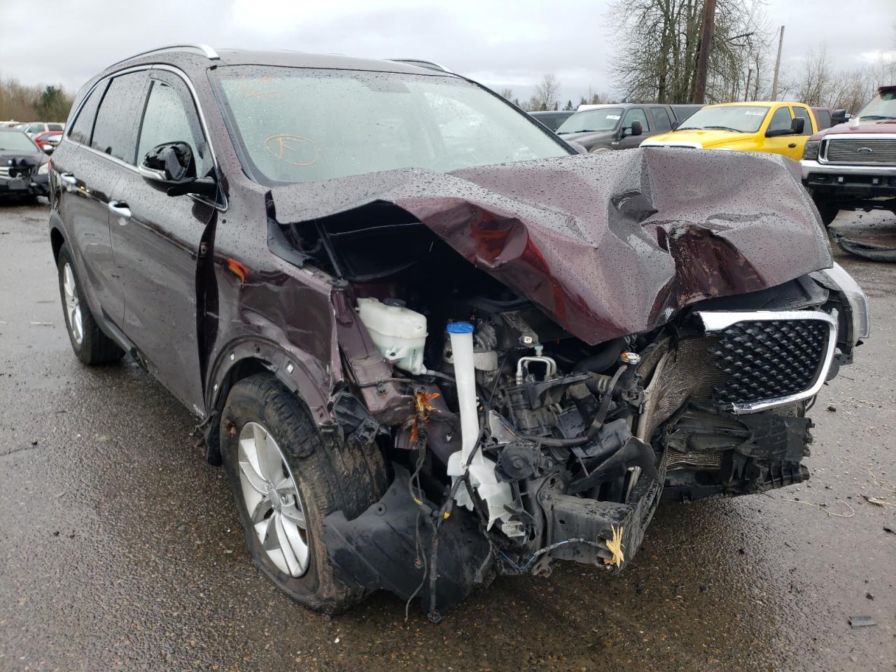 KIA SORENTO LX 2016 with VIN 5XYPGDA36GG071704 - Photo from auction