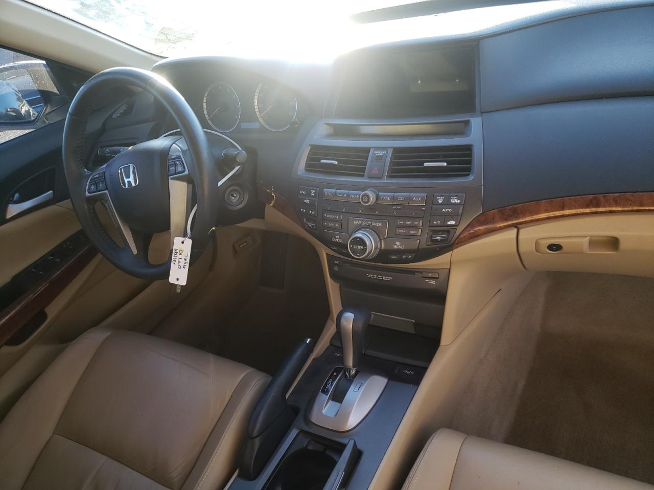Photo 9 from auction – 2012 HONDA ACCORD EXL with VIN 1HGCP2F81CA186357