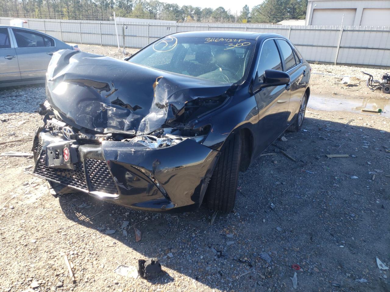 Photo 2 from auction – 2016 TOYOTA CAMRY LE with VIN 4T1BF1FK6GU249052
