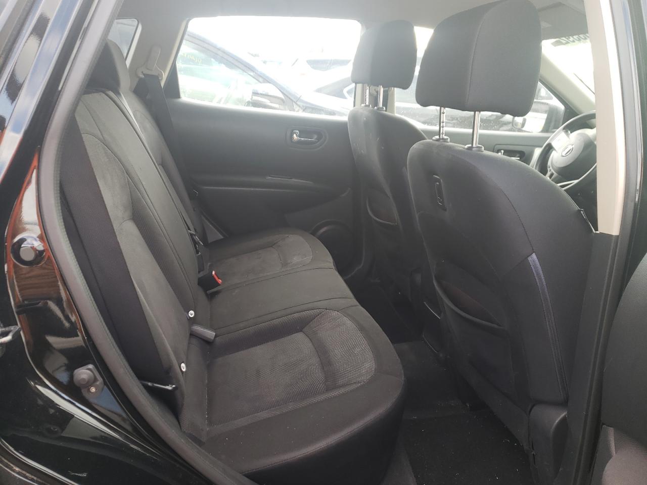 Photo 6 from auction – 2011 NISSAN ROGUE S with VIN JN8AS5MV3BW674018