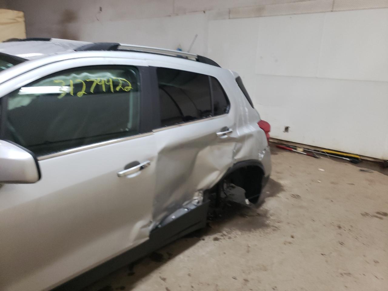 Photo 9 from auction – 2019 CHEVROLET TRAX 1LT with VIN 3GNCJLSBXKL292568