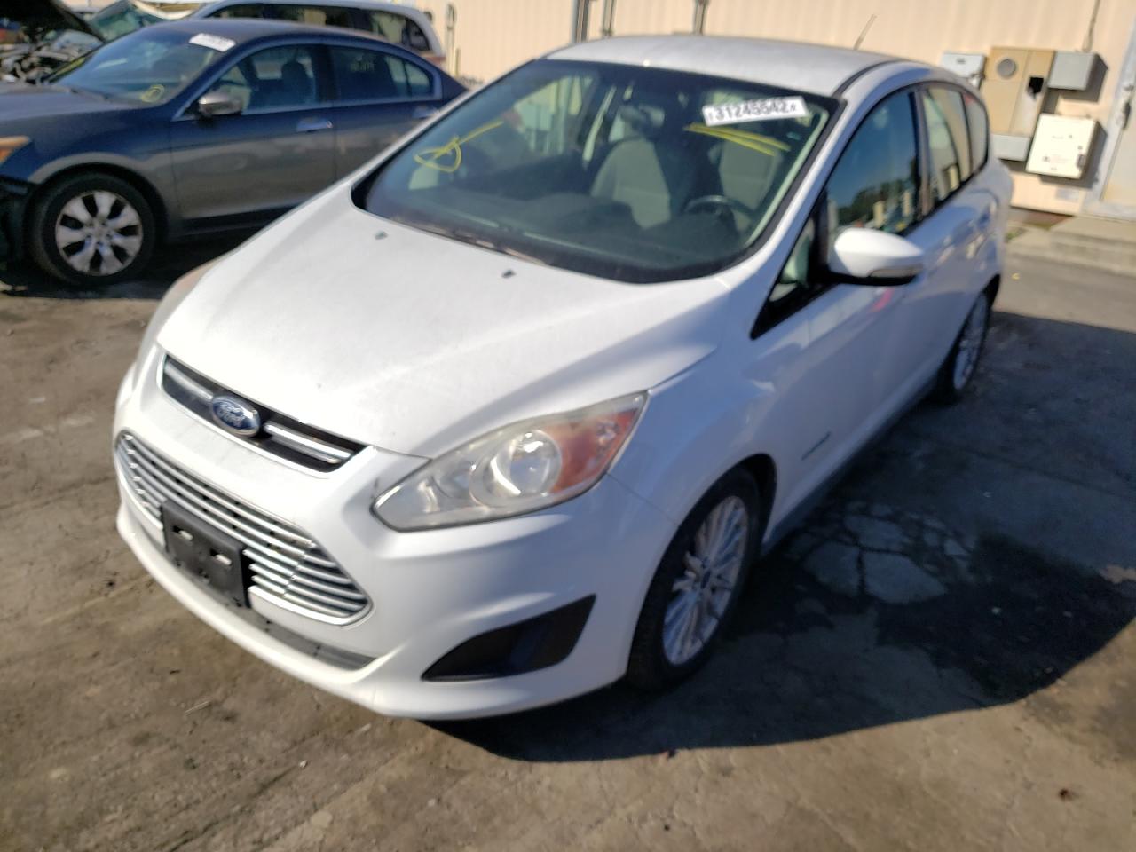 Photo 2 from auction – 2013 FORD C-MAX SE with VIN 1FADP5AU7DL504650