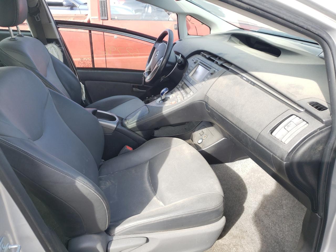 Zdjęcie 5 z aukcji – 2015 TOYOTA PRIUS z VIN JTDKN3DU4F1884259