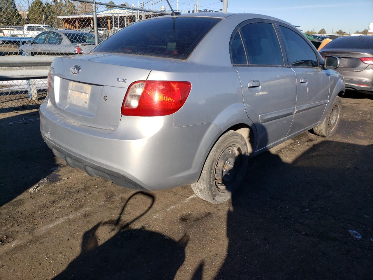 Photo 4 from auction – 2011 KIA RIO BASE with VIN KNADH4A33B6925783