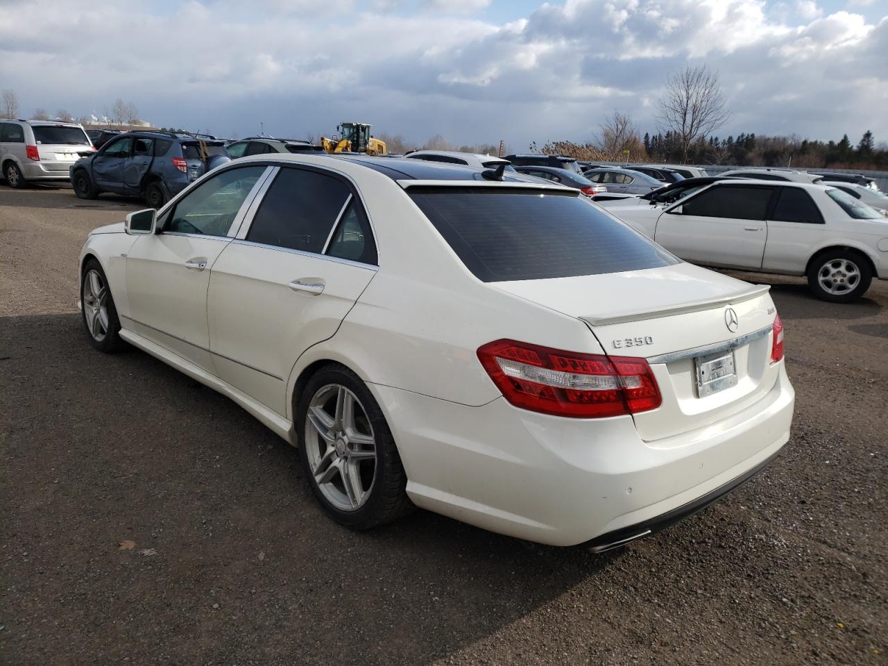 Photo 3 from auction – 2011 MERCEDES-BENZ E 350 4MAT with VIN WDDHF8HB2BA439015