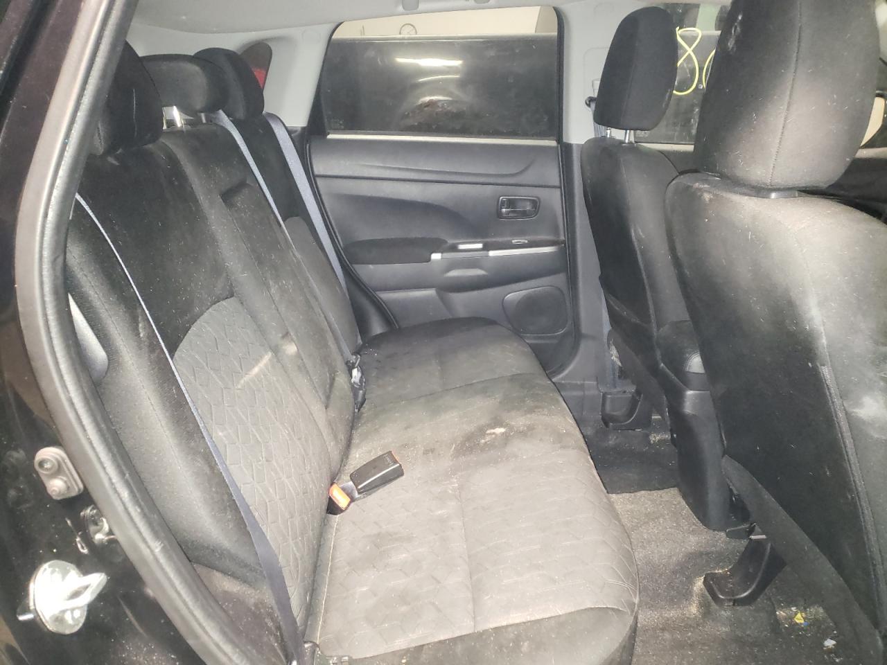Photo 6 from auction – 2020 MITSUBISHI OUTLANDER with VIN JA4AP4AU7LU024604