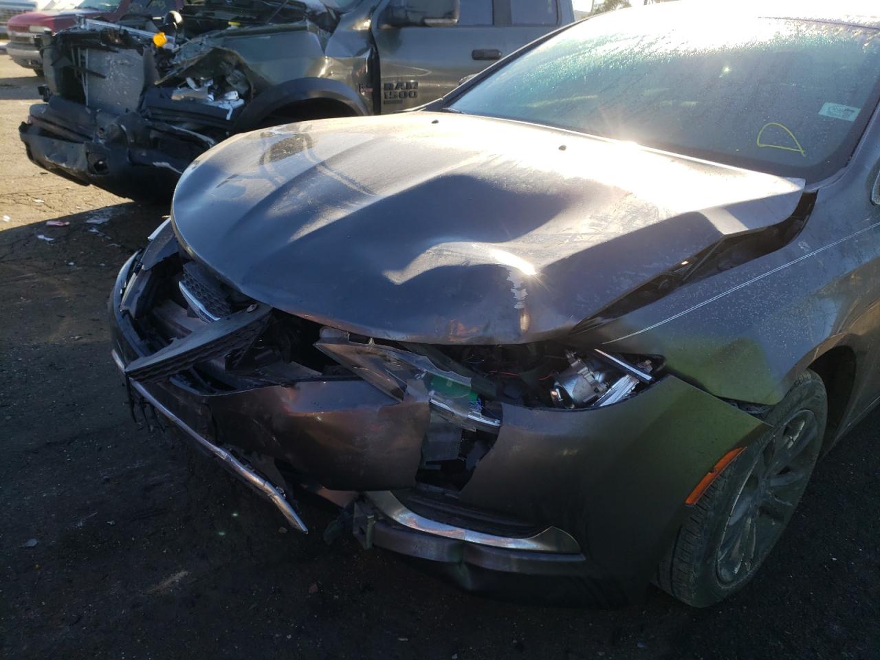 Photo 9 from auction – 2016 CHRYSLER 200 LIMITE with VIN 1C3CCCAB5GN193768