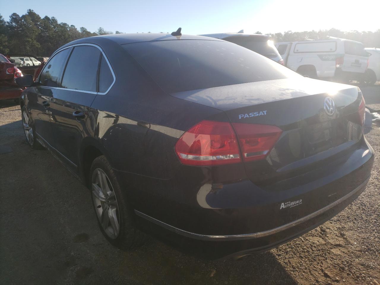 Photo 3 from auction – 2012 VOLKSWAGEN PASSAT SE with VIN 1VWBN7A33CC038298