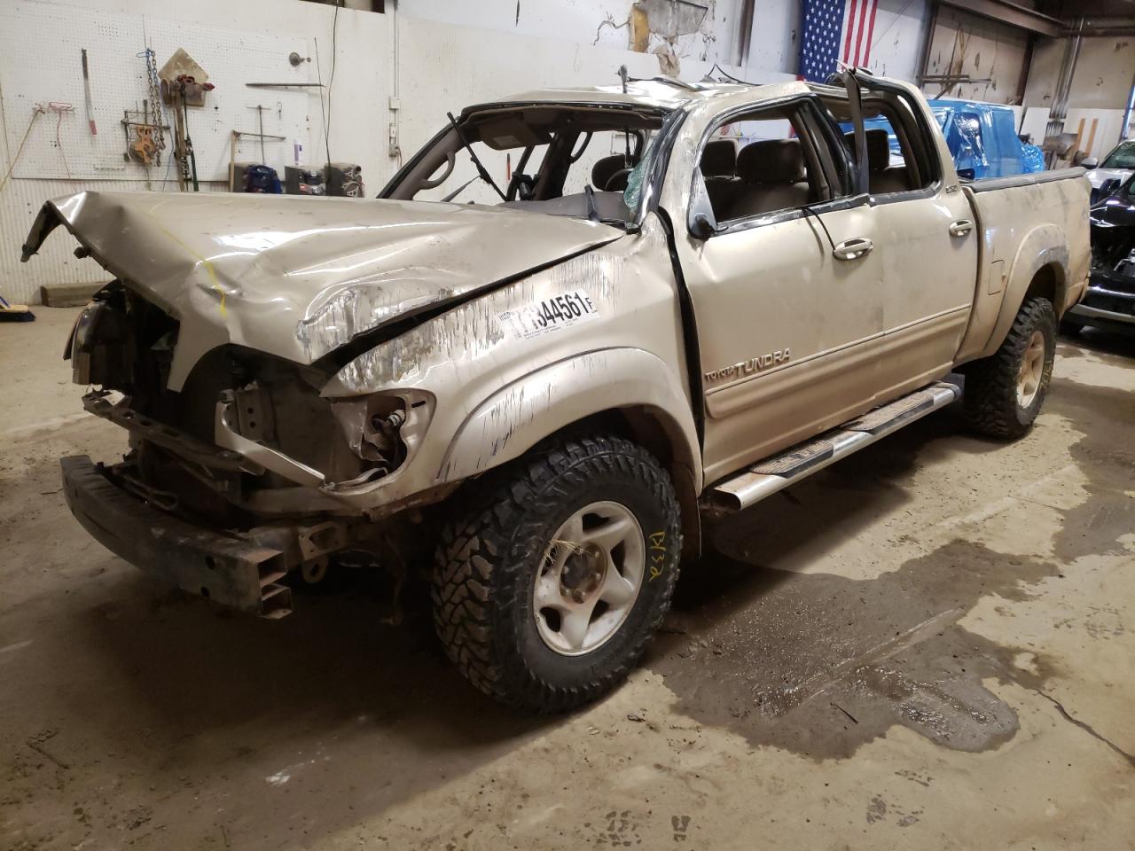 Photo 2 from auction – 2004 TOYOTA TUNDRA DOU with VIN 5TBDT44174S458357