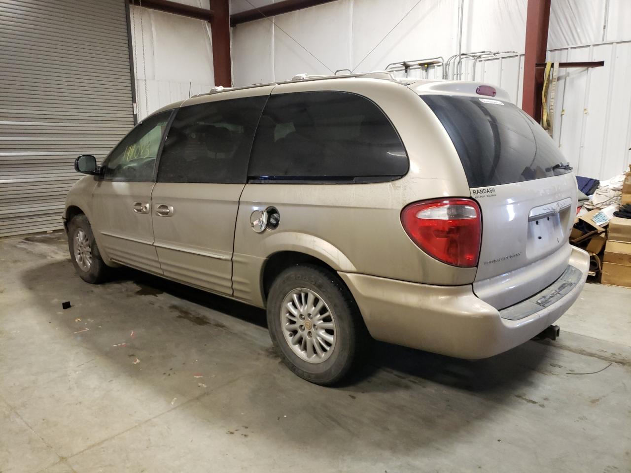 Photo 3 from auction – 2002 CHRYSLER TOWN & COU with VIN 2C8GP64L32R601007