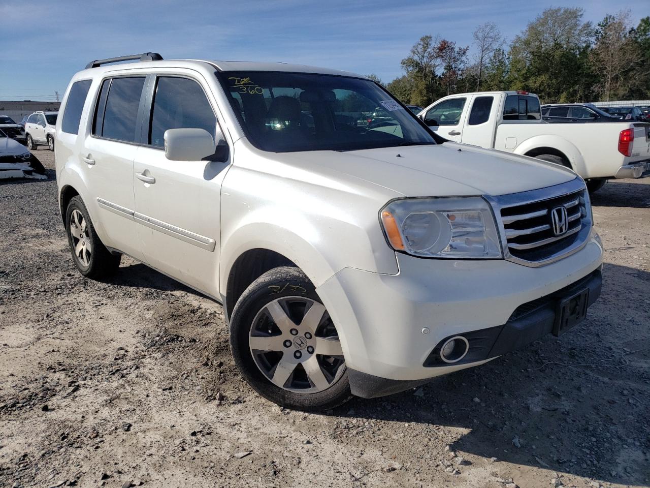 HONDA PILOT TOUR 2012 с VIN 5FNYF4H95CB025302 - Фото с аукциона