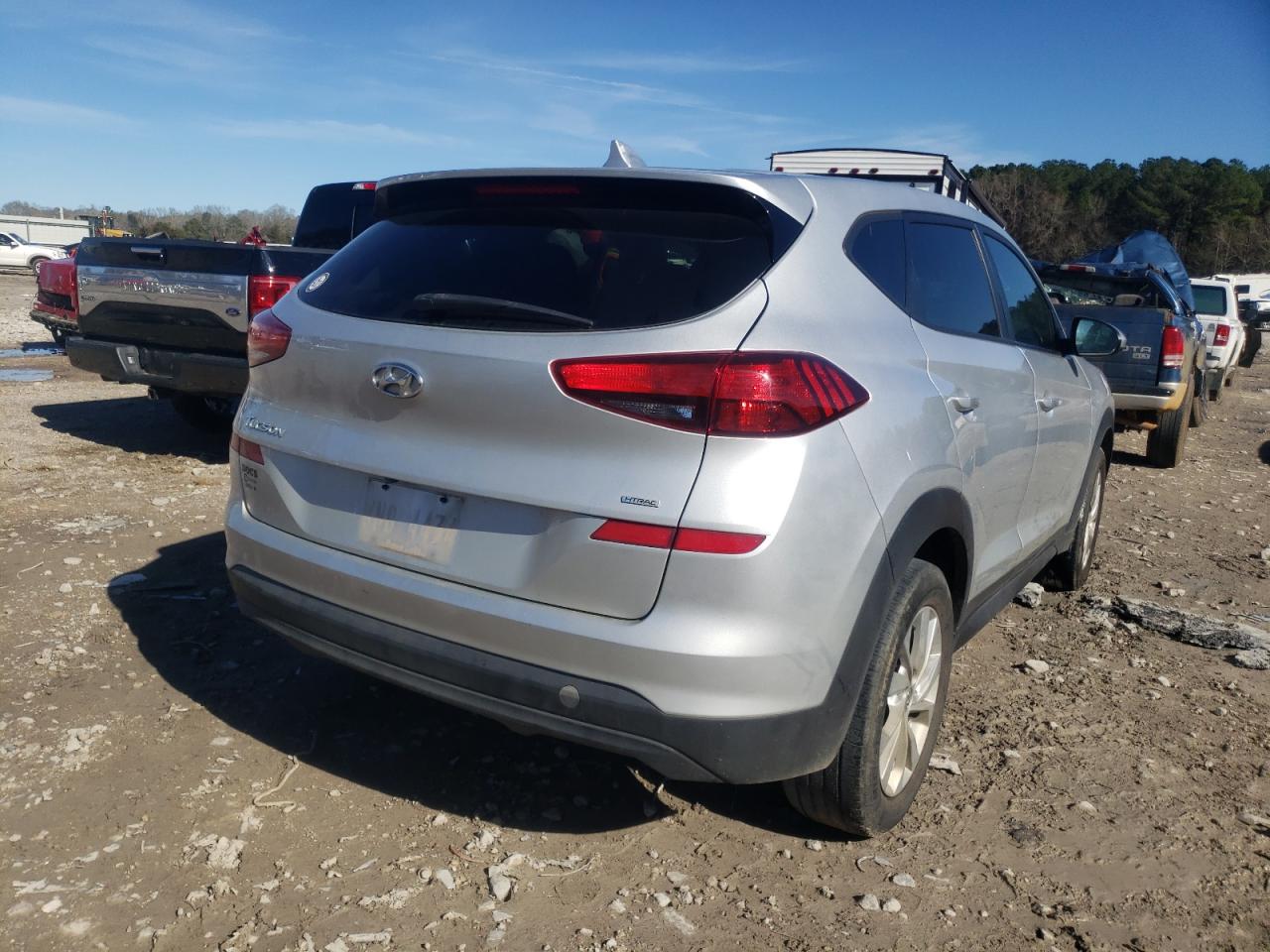 Photo 4 from auction – 2019 HYUNDAI TUCSON SE with VIN KM8J2CA47KU867968