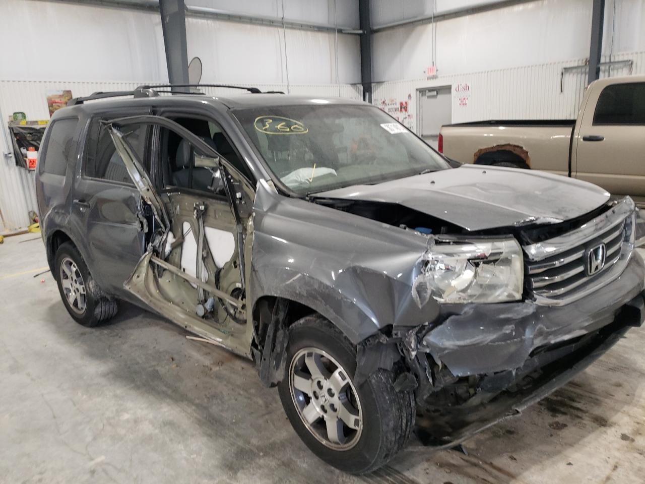Photo 9 from auction – 2012 HONDA PILOT LX with VIN 5FNYF4H28CB002647