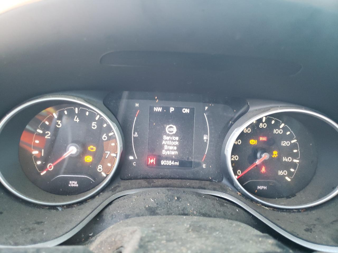 Photo 8 from auction – 2018 JEEP COMPASS LA with VIN 3C4NJCBB8JT300473