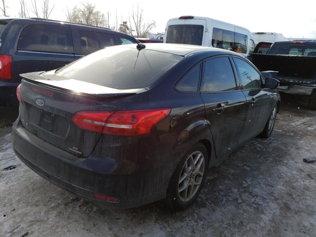 Photo 4 from auction – 2015 FORD FOCUS SE with VIN 1FADP3F23FL254791