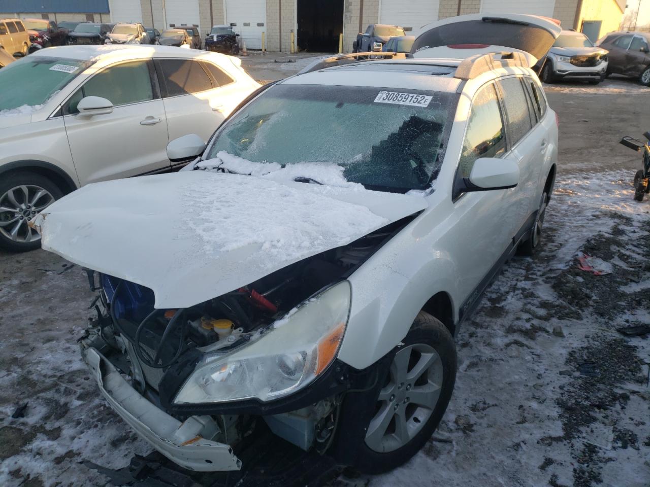 Photo 2 from auction – 2013 SUBARU OUTBACK 2. with VIN 4S4BRCGC5D3220749