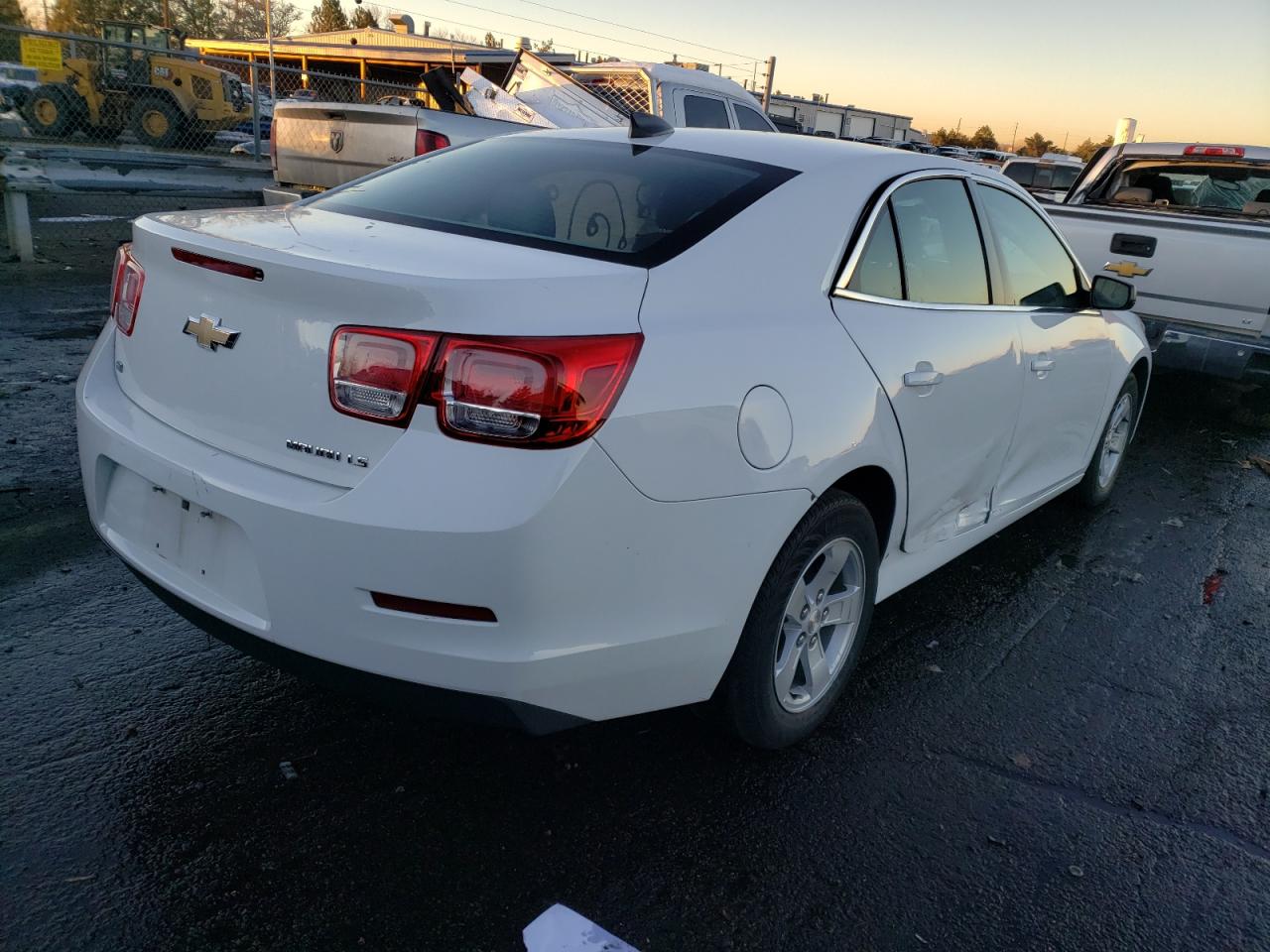 Photo 4 from auction – 2016 CHEVROLET MALIBU LIM with VIN 1G11B5SA2GF132856