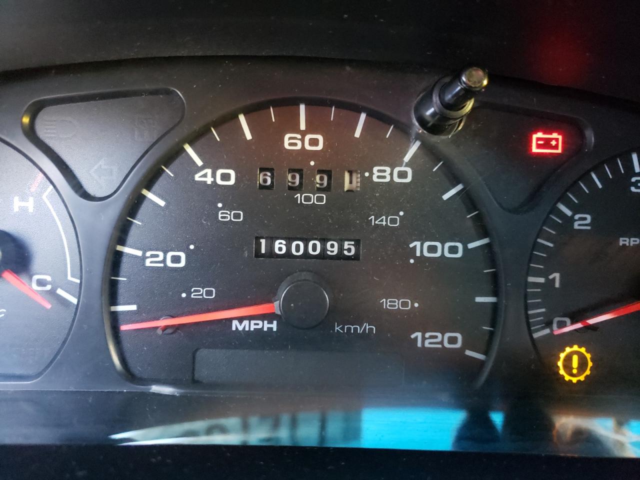 Photo 8 from auction – 2003 FORD TAURUS SES with VIN 1FAFP55S03A259685