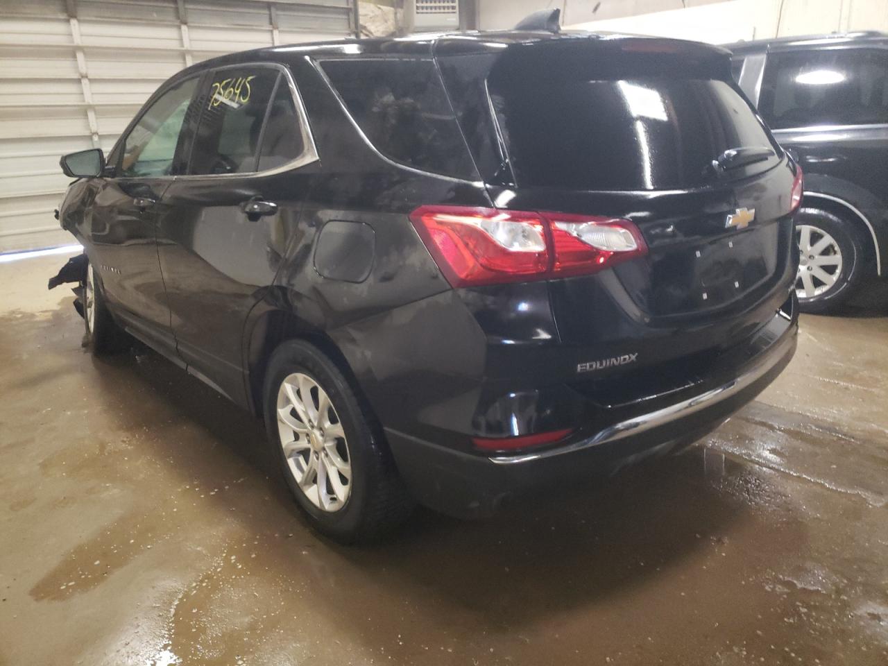 Photo 3 from auction – 2019 CHEVROLET EQUINOX LT with VIN 2GNAXUEV7K6162284
