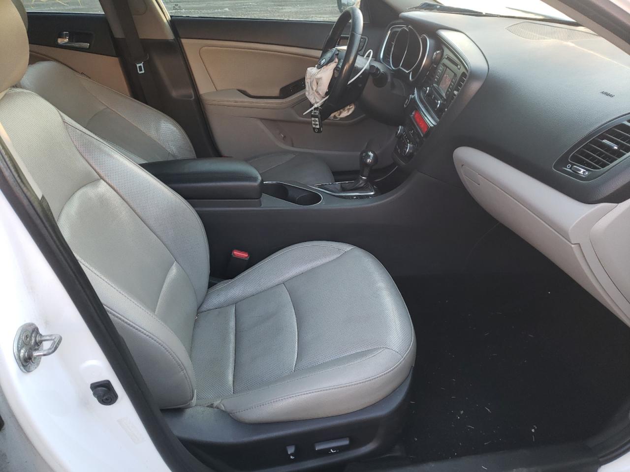 Photo 5 from auction – 2014 KIA OPTIMA EX with VIN 5XXGN4A71EG286921