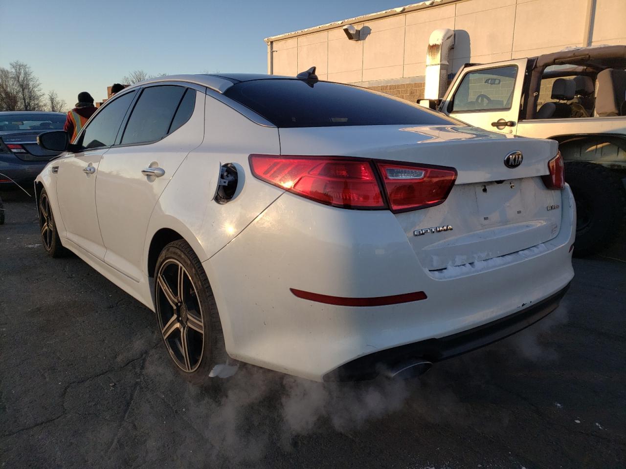 Photo 3 from auction – 2014 KIA OPTIMA EX with VIN 5XXGN4A71EG286921