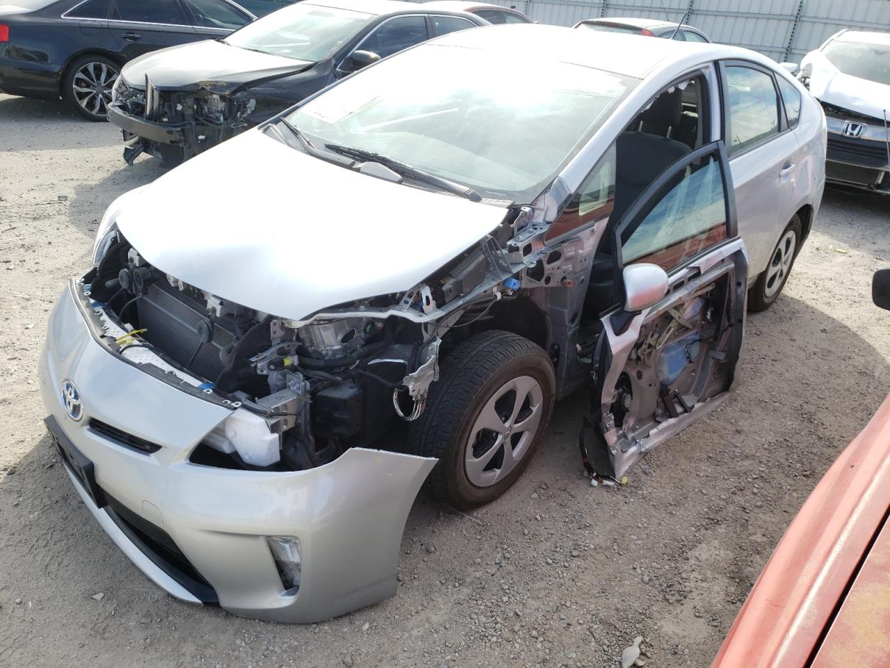 Photo 2 from auction – 2015 TOYOTA PRIUS with VIN JTDKN3DU4F1884259