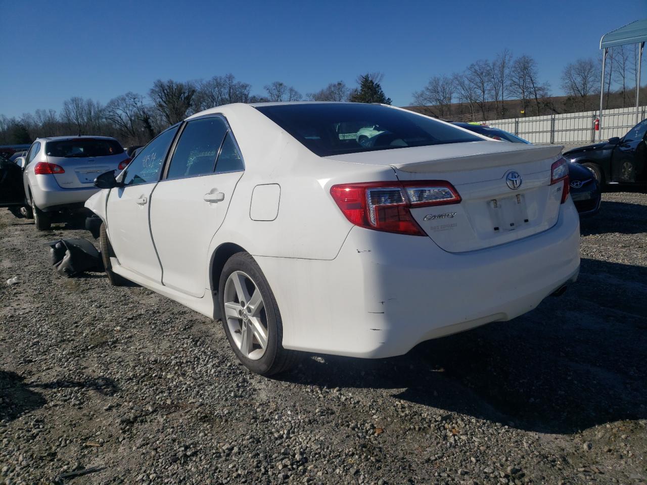 Photo 3 from auction – 2013 TOYOTA CAMRY L with VIN 4T1BF1FK8DU726219