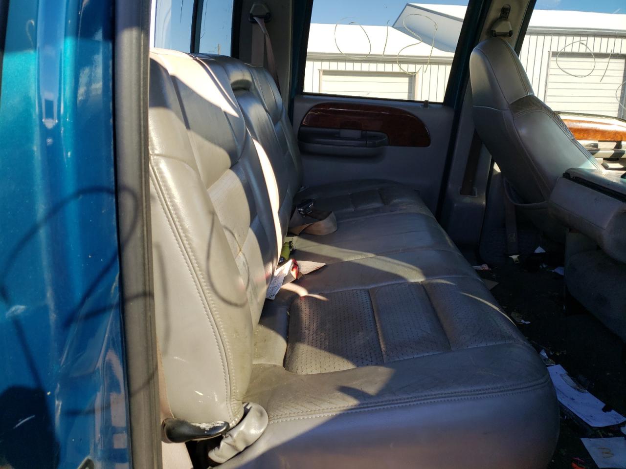 Photo 6 from auction – 2001 FORD F250 SUPER with VIN 1FTNW21F11ED14053