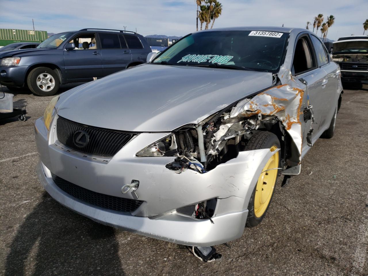 Photo 2 from auction – 2007 LEXUS IS 350 with VIN JTHBE262172012976
