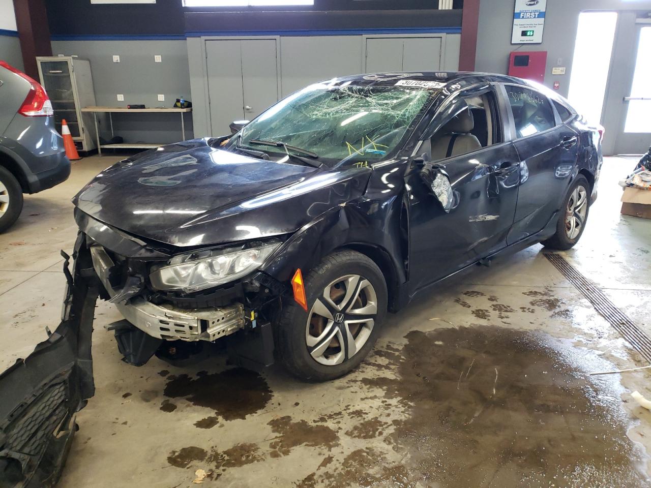Photo 2 from auction – 2016 HONDA CIVIC LX with VIN 2HGFC2F52GH528839