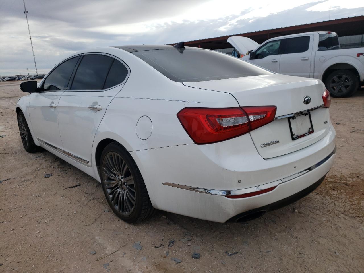 Photo 3 from auction – 2014 KIA CADENZA PR with VIN KNALN4D73E5167084
