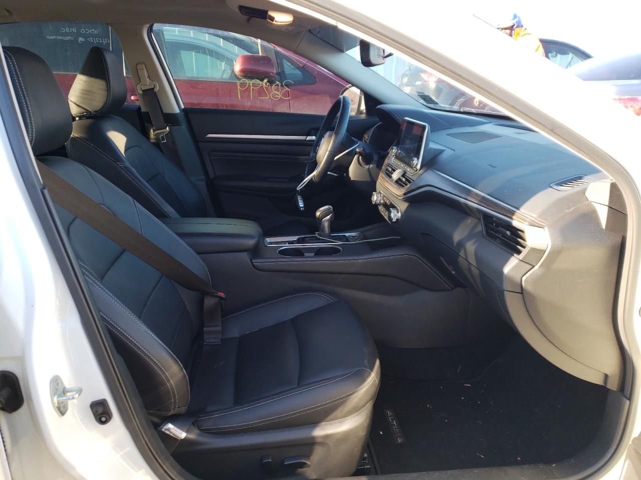 Photo 5 from auction – 2019 NISSAN ALTIMA SL with VIN 1N4BL4EW7KC198586