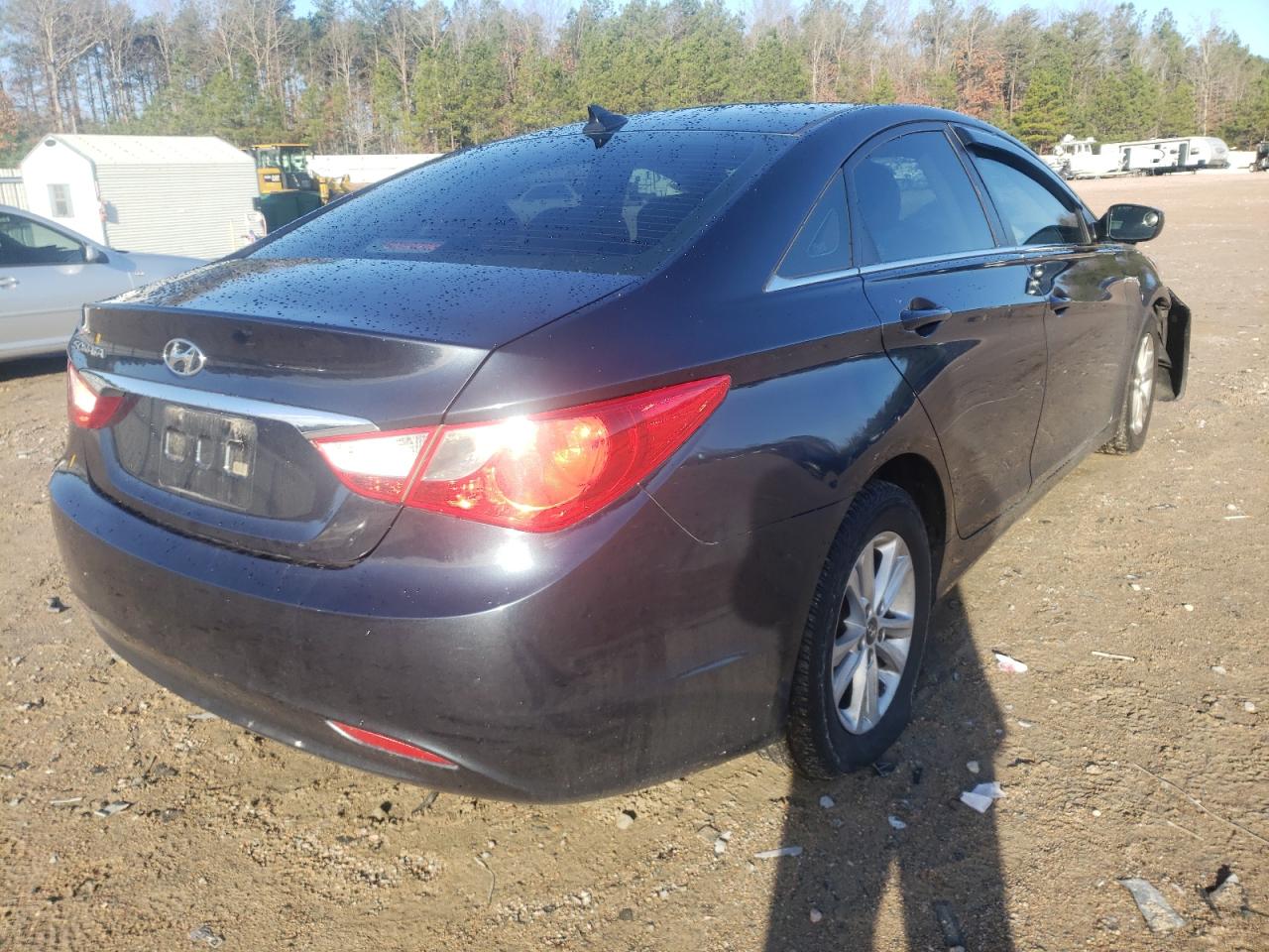 Photo 4 from auction – 2012 HYUNDAI SONATA GLS with VIN 5NPEB4AC7CH346876