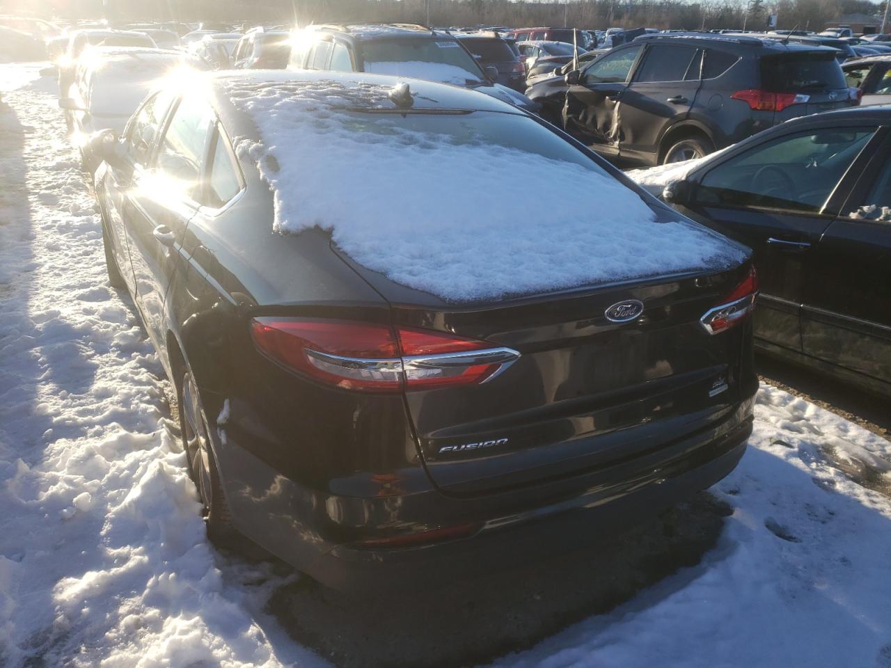 Photo 3 from auction – 2019 FORD FUSION SE with VIN 3FA6P0HD6KR191543