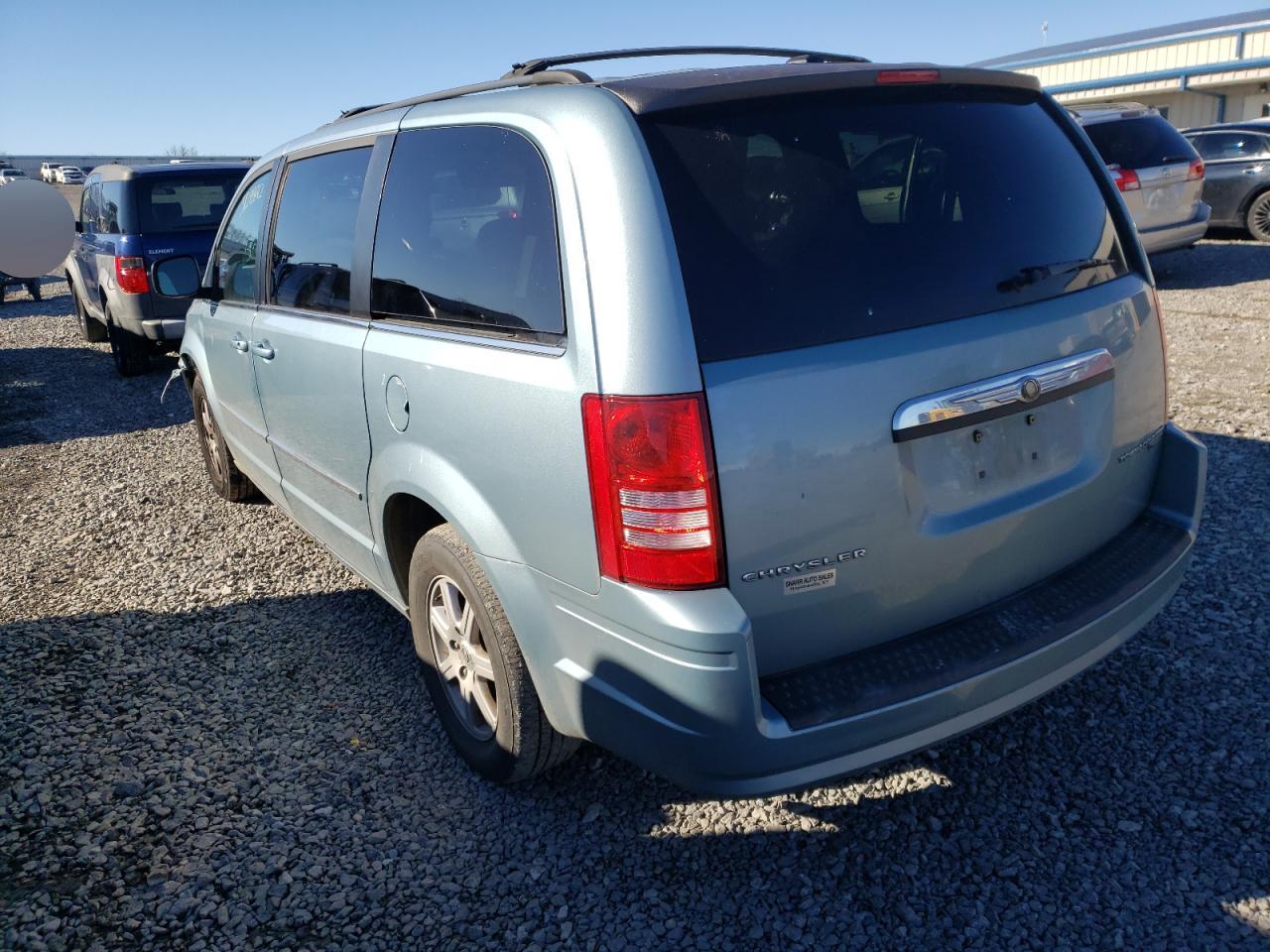 Photo 3 from auction – 2010 CHRYSLER TOWN & COU with VIN 2A4RR5D11AR393912