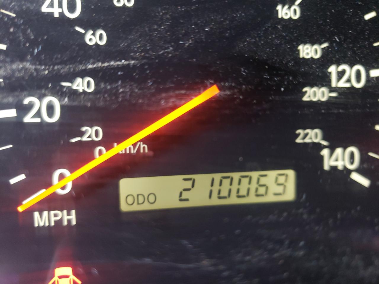 Photo 8 from auction – 2000 LEXUS ES 300 with VIN JT8BF28G0Y0263216