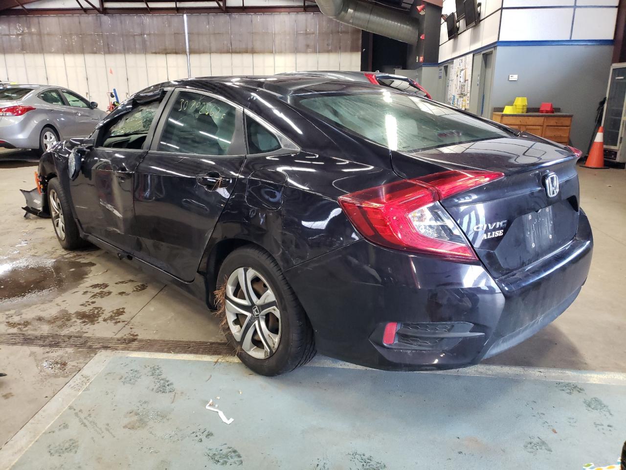 Photo 3 from auction – 2016 HONDA CIVIC LX with VIN 2HGFC2F52GH528839